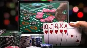 Tampilan meja Kembang Kempis dengan posisi pemain dan dealer